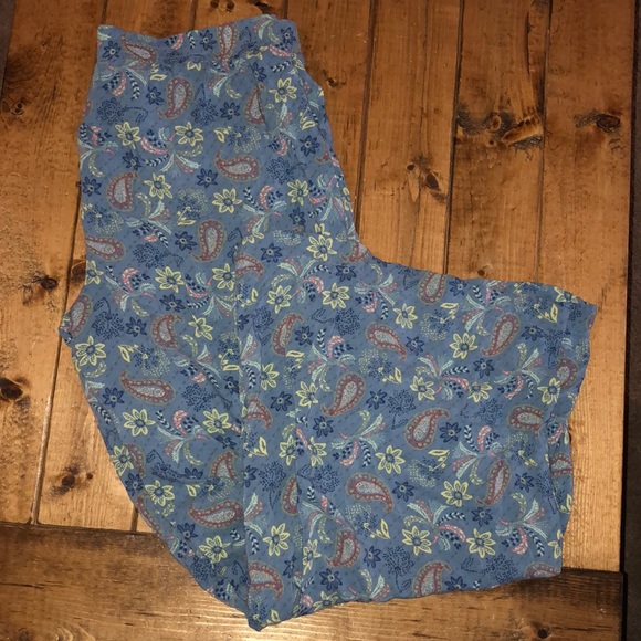 Victoria's Secret Other - 💕Victorias Secret Paisley Floral Crop Lounge Pant